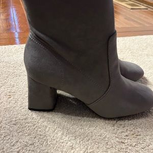 NIB women’s gray booties